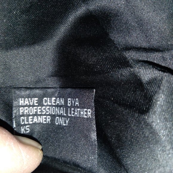 Ladies LG leather coat - Picture 5 of 5